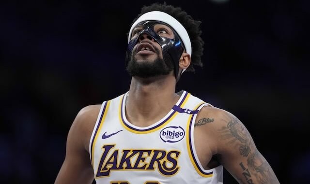 NBA: Phoenix Suns at Los Angeles Lakers